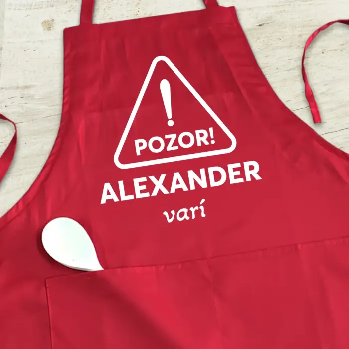 Personalizovaná kuchynská zástera - Pozor, varí!